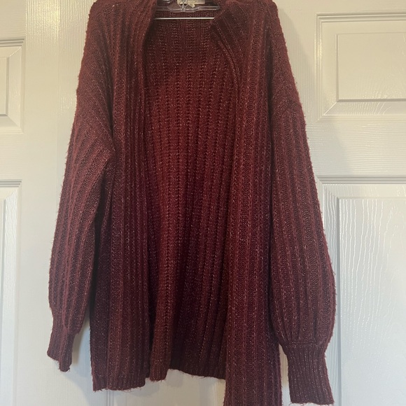 Truly Madly Deeply by Urban Outfitters cardigan. Size XS - Picture 4 of 5